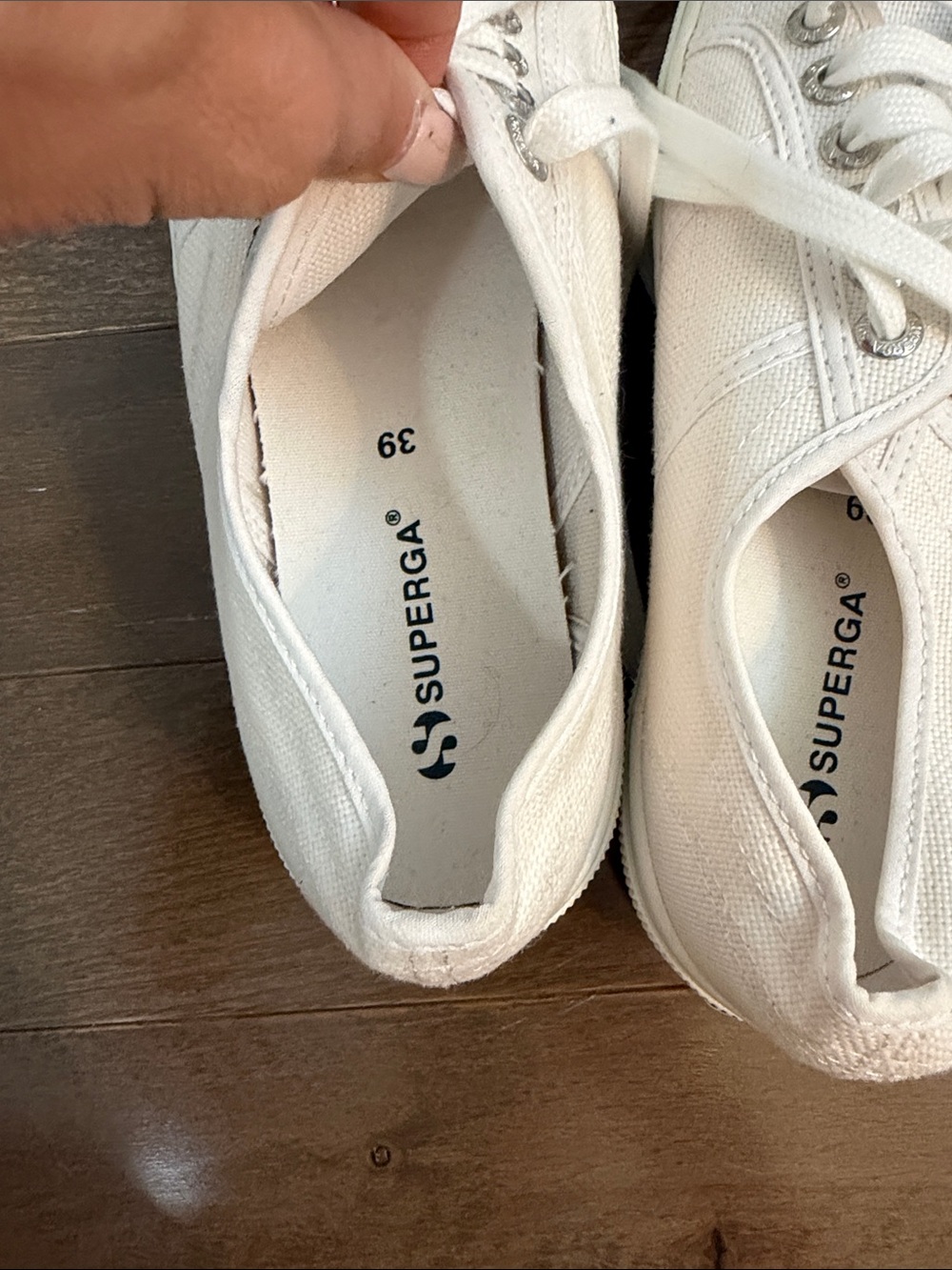 Superga White Low-Top Canvas Sneakers - Picture 7 of 7
